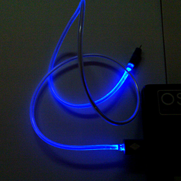 USB Micro-B Kabel 90cm - Blau beleuchtet)